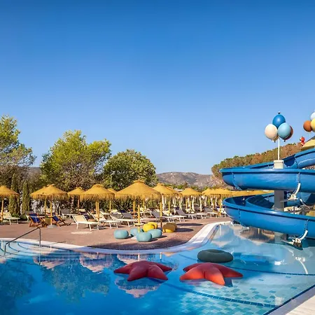 Hotel Valamar Amicor