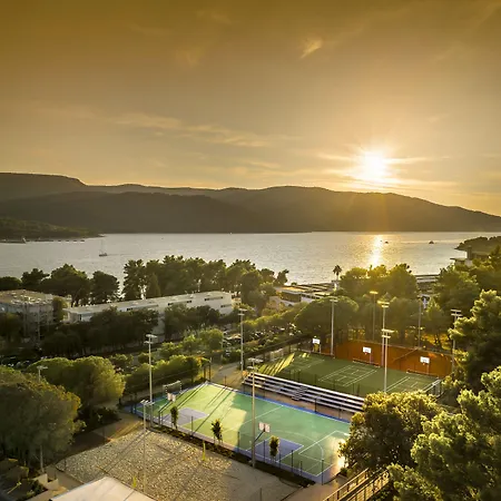 Valamar Amicor