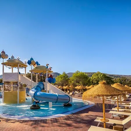 Otel Valamar Amicor 4*