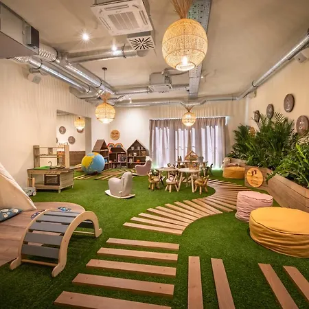 호텔 Valamar Amicor 4*
