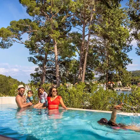 Valamar Amicor 스타리 그라드