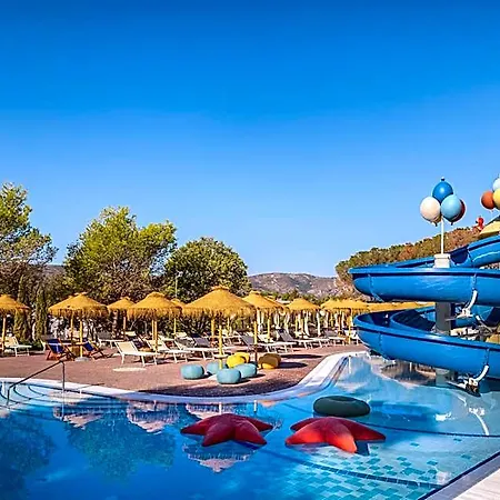 Hotel Valamar Amicor