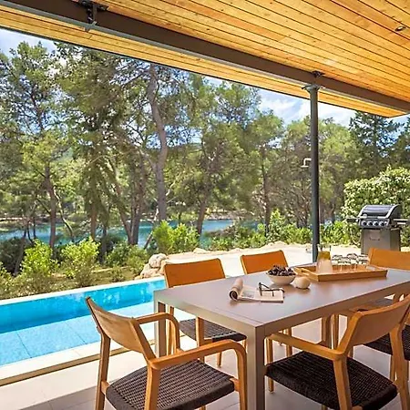Valamar Amicor 4* Stari Grad (Hvar)