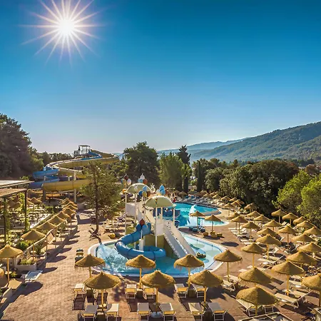 Hotel Valamar Amicor 4*