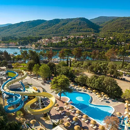 Valamar Amicor Hotel 4*