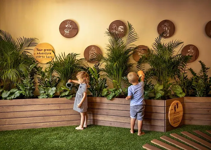 Hotel Valamar Amicor 4*