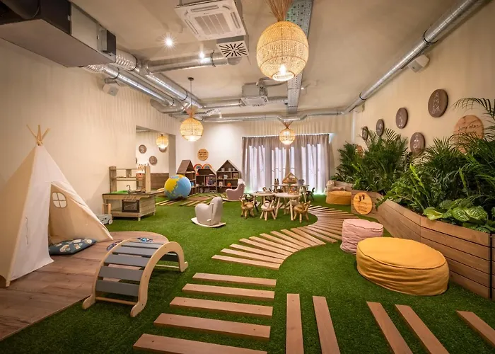 Hotel Valamar Amicor 4*