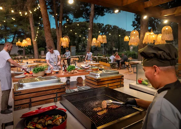 Valamar Amicor 4* Stari Grad (Hvar)