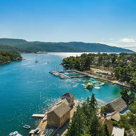 Hotell Valamar Amicor 4*