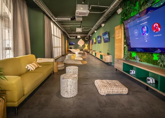 Hotel Valamar Amicor 4*