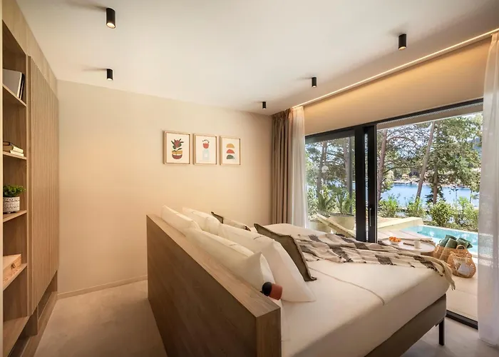 Valamar Amicor 4* Stari Grad (Hvar)