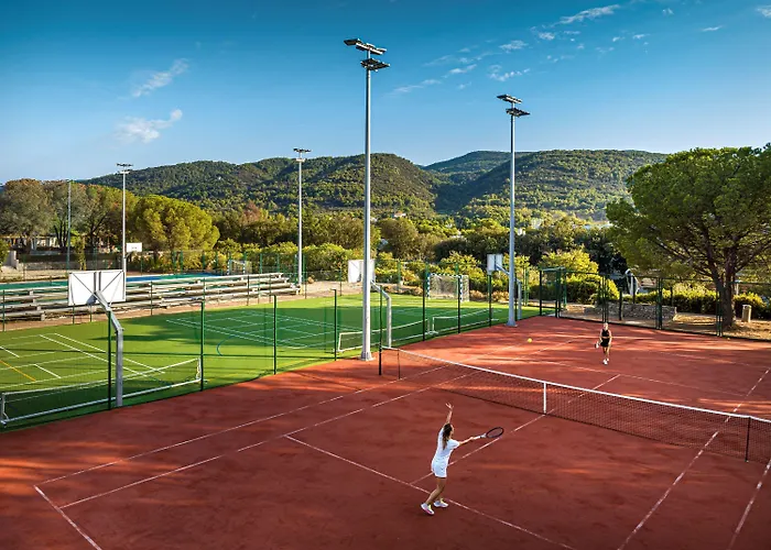 Hotel Valamar Amicor 4*