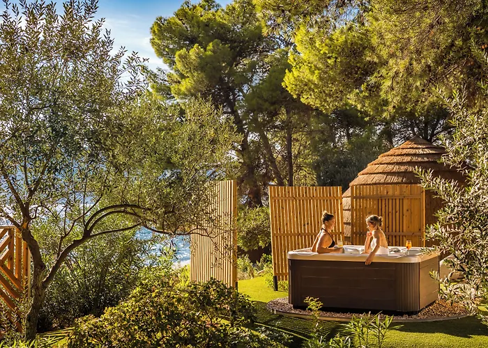 Valamar Amicor 4* Stari Grad (Hvar)