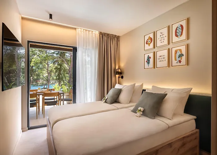 Valamar Amicor Hotel 4*